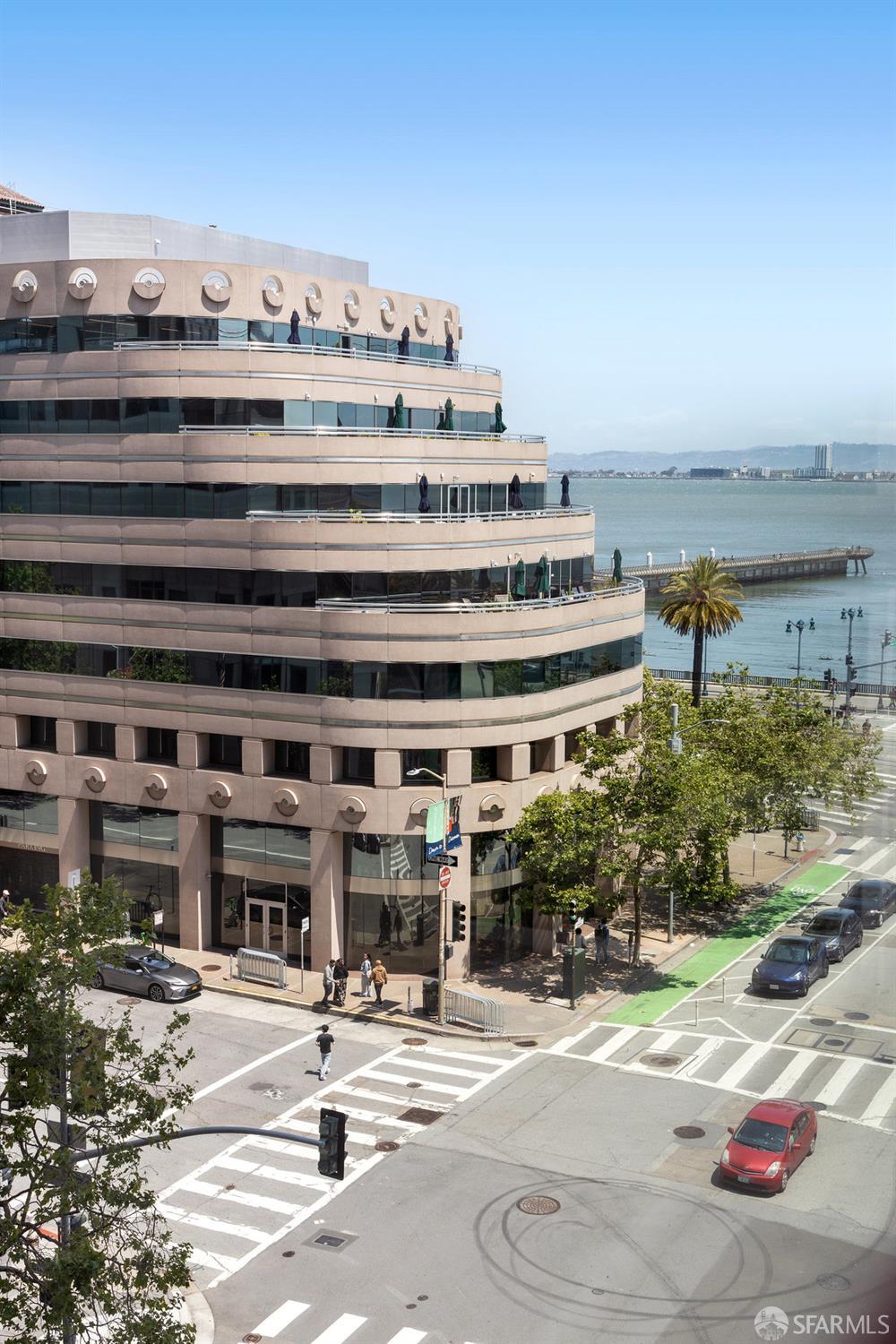 1 Steuart Lane # 608