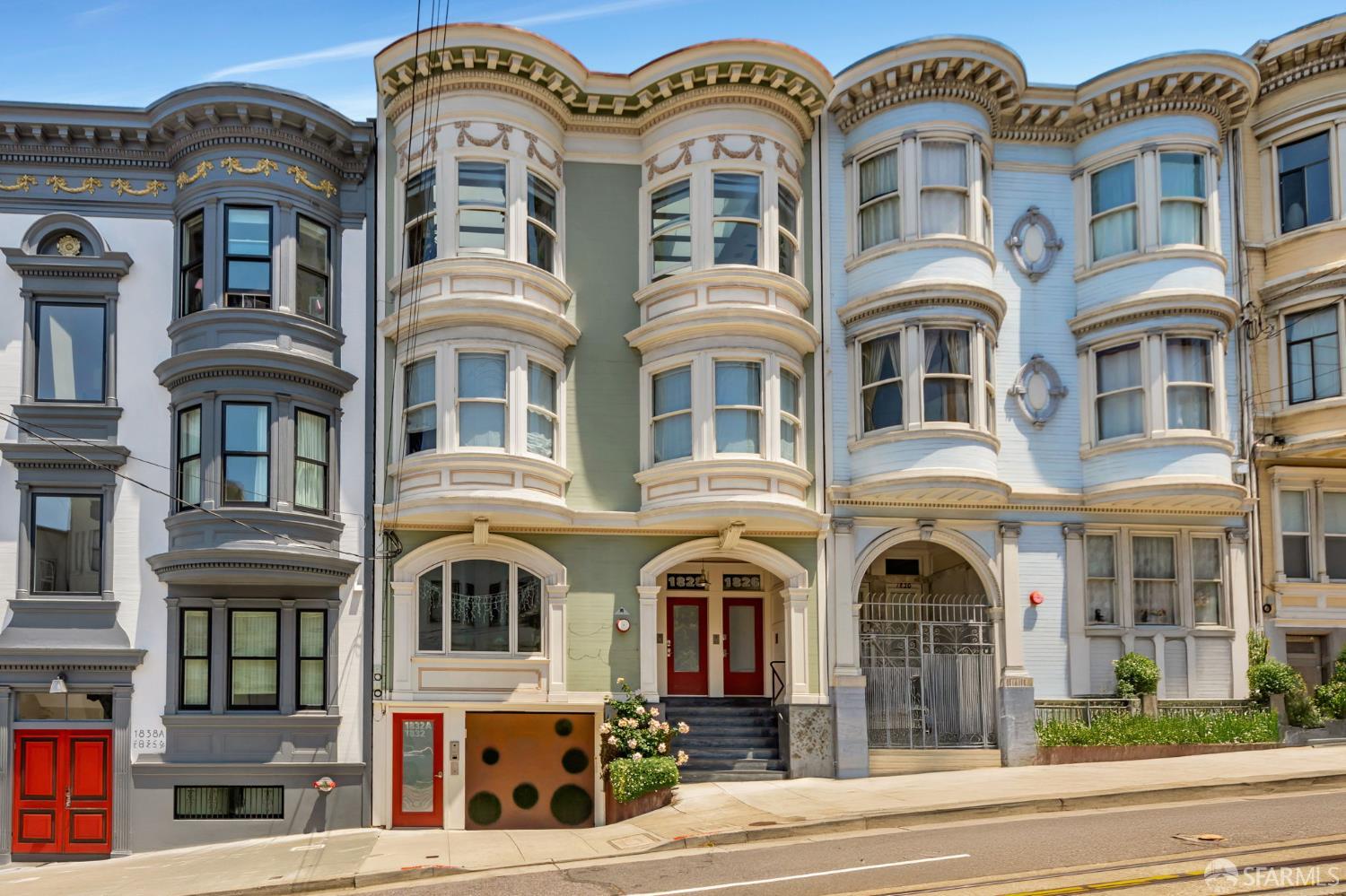 1832 Mason Street
