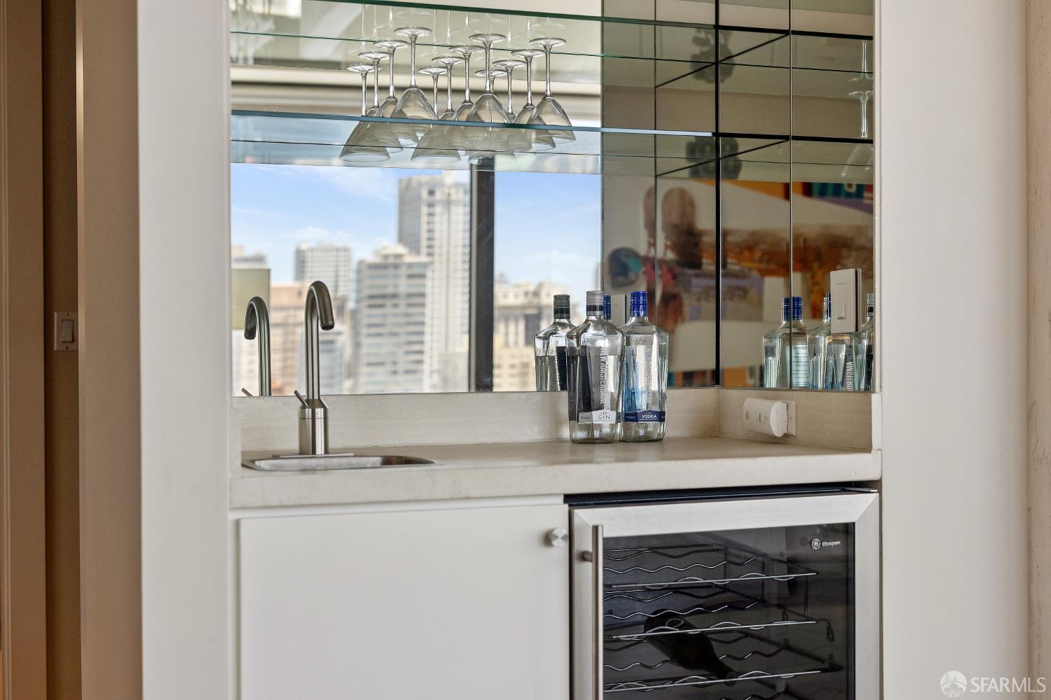 611 Washington Street # 2505