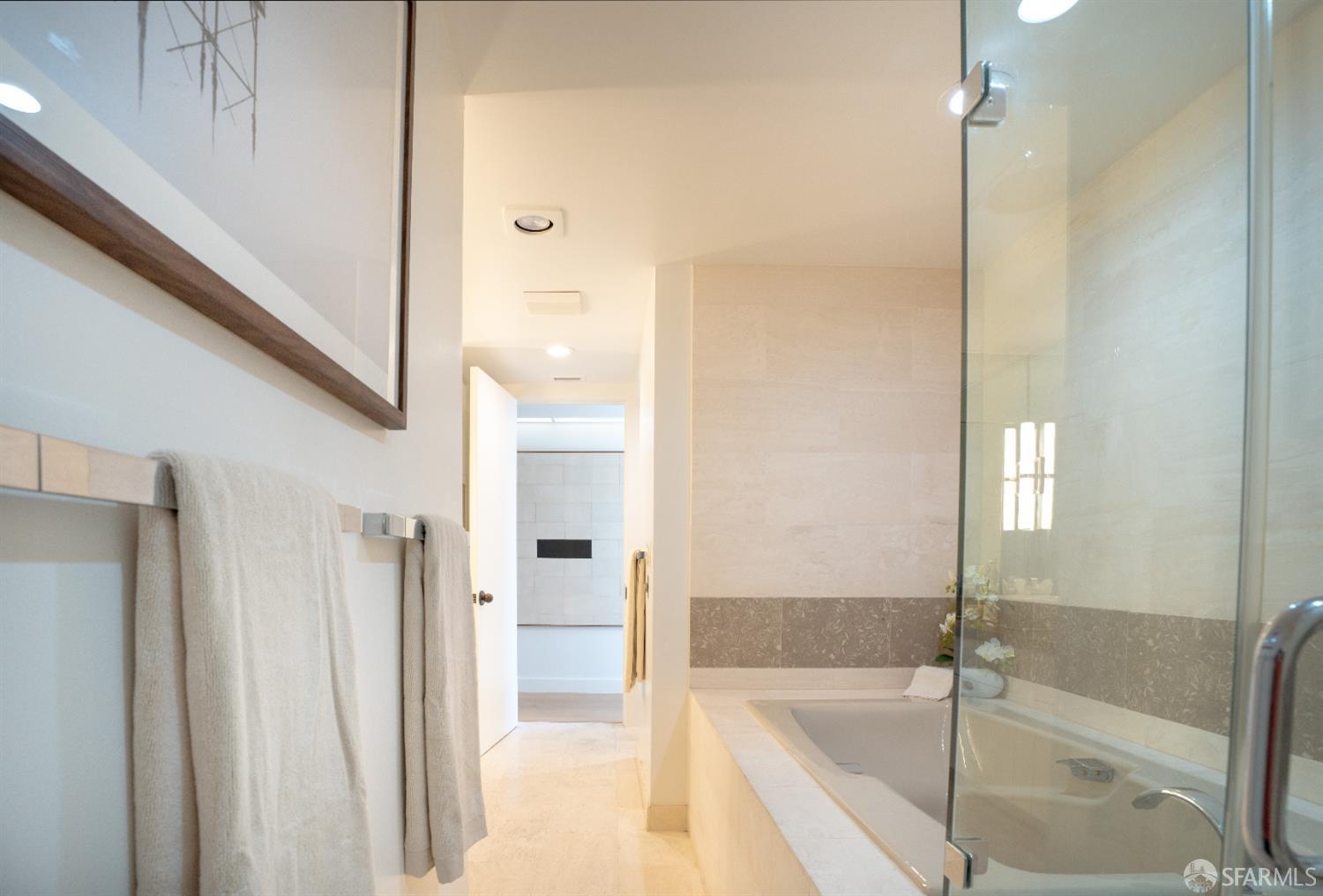 611 Washington Street # 2505, San Francisco Unit: 2505