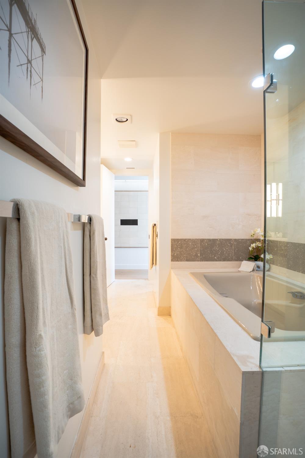 611 Washington Street # 2505, San Francisco Unit: 2505