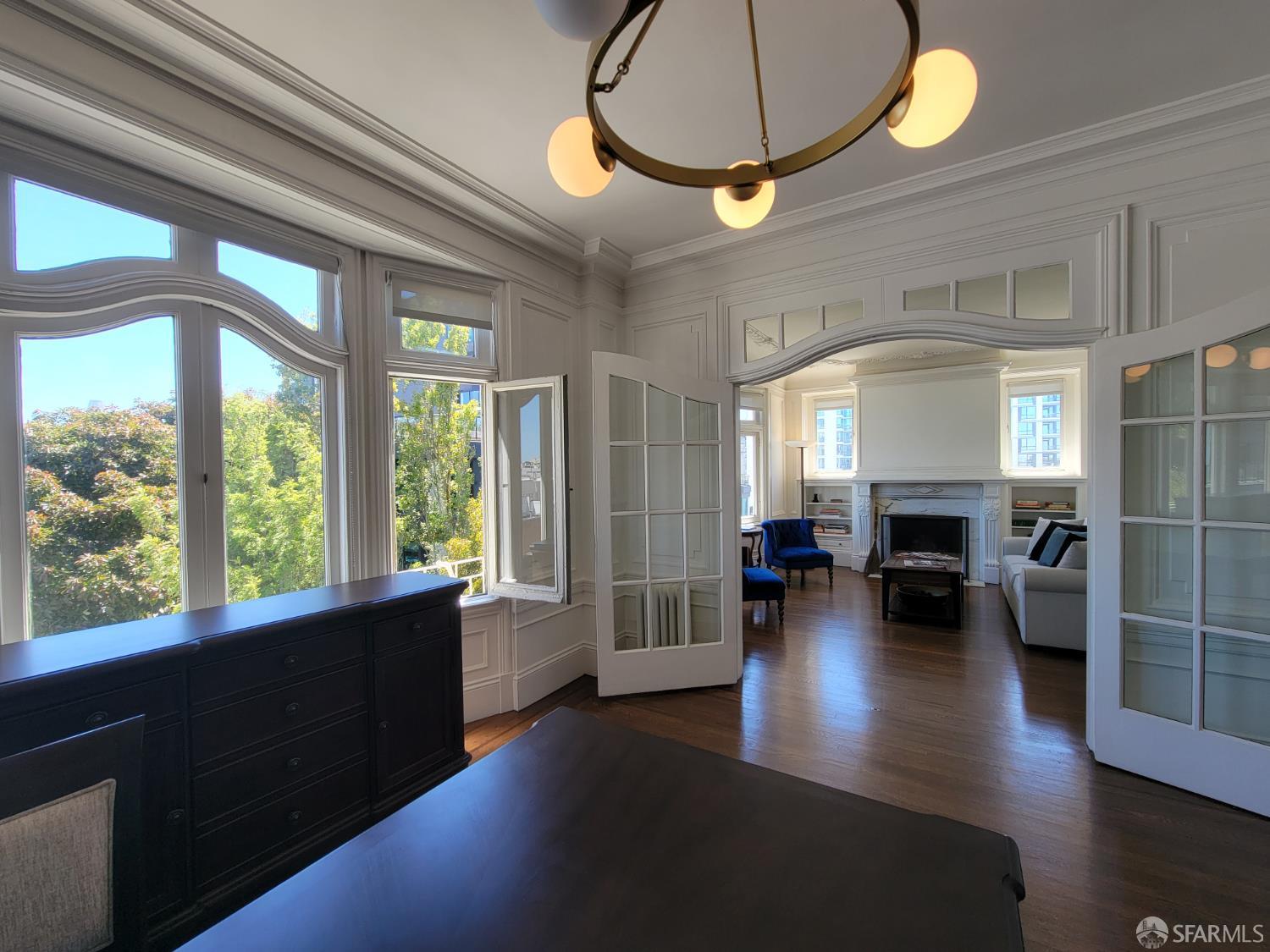 1740 Franklin Street # 10