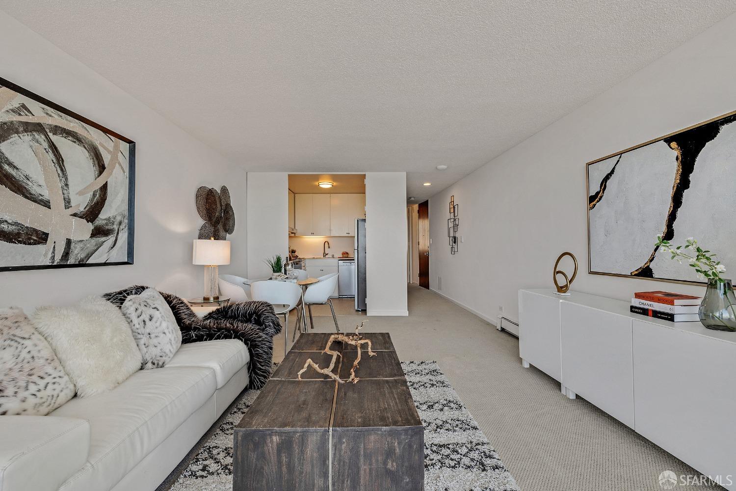 1050 North Point Street # 906