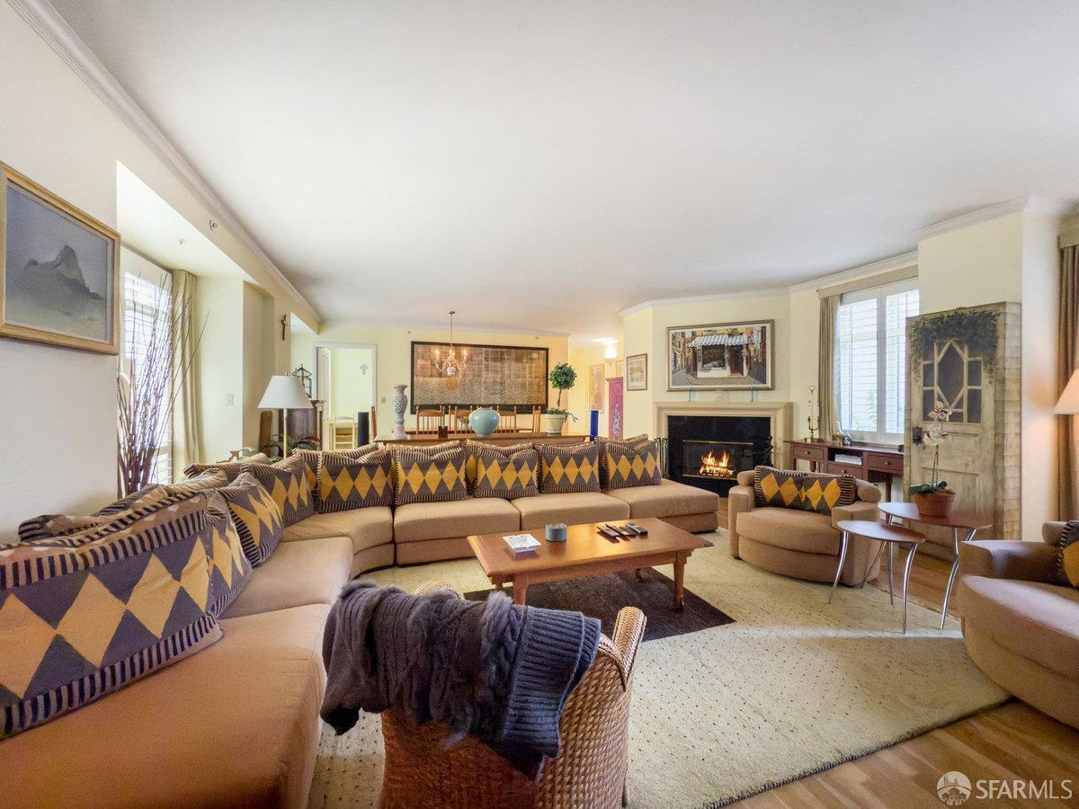 1340 Clay Street # 404