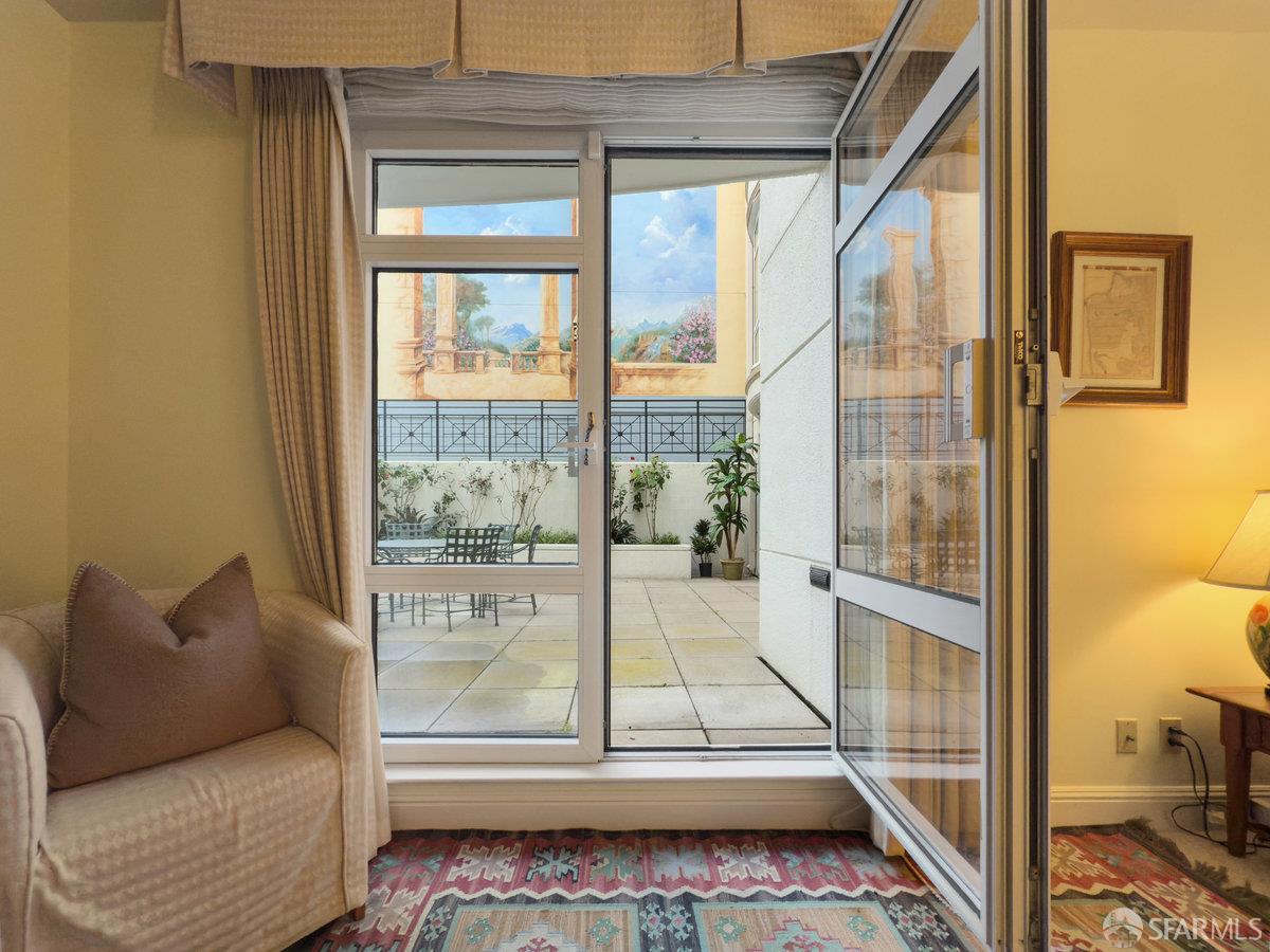 1340 Clay Street # 404