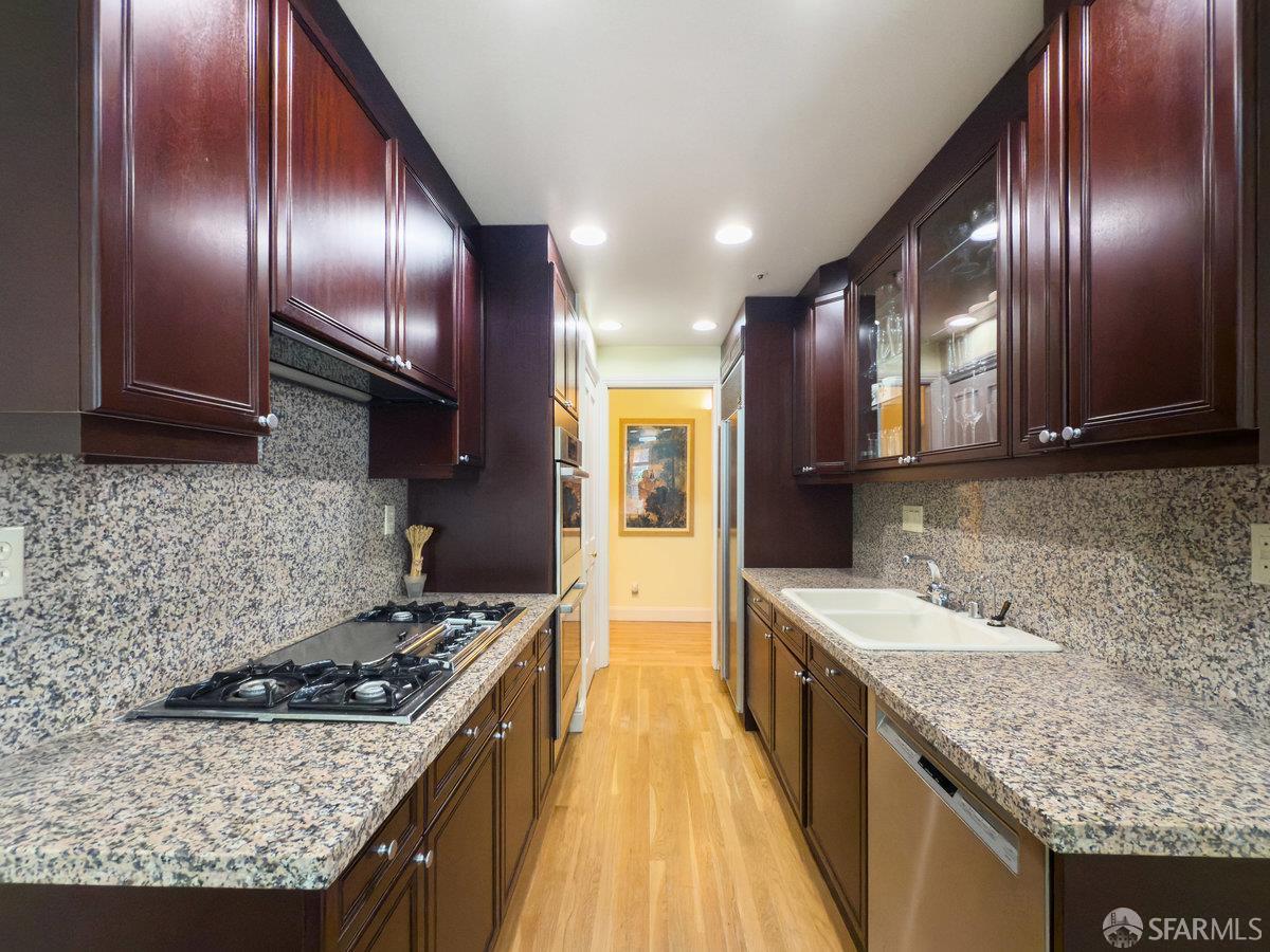 1340 Clay Street # 404