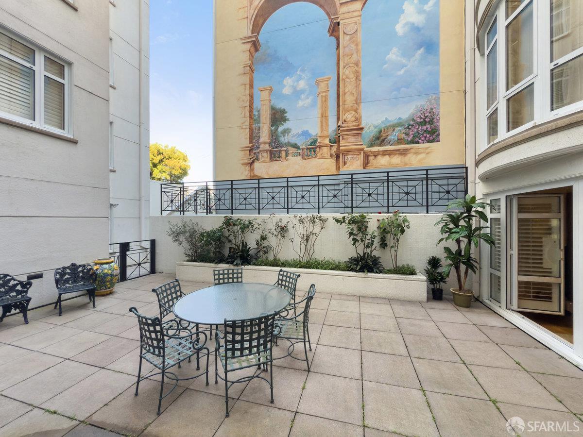 1340 Clay Street # 404