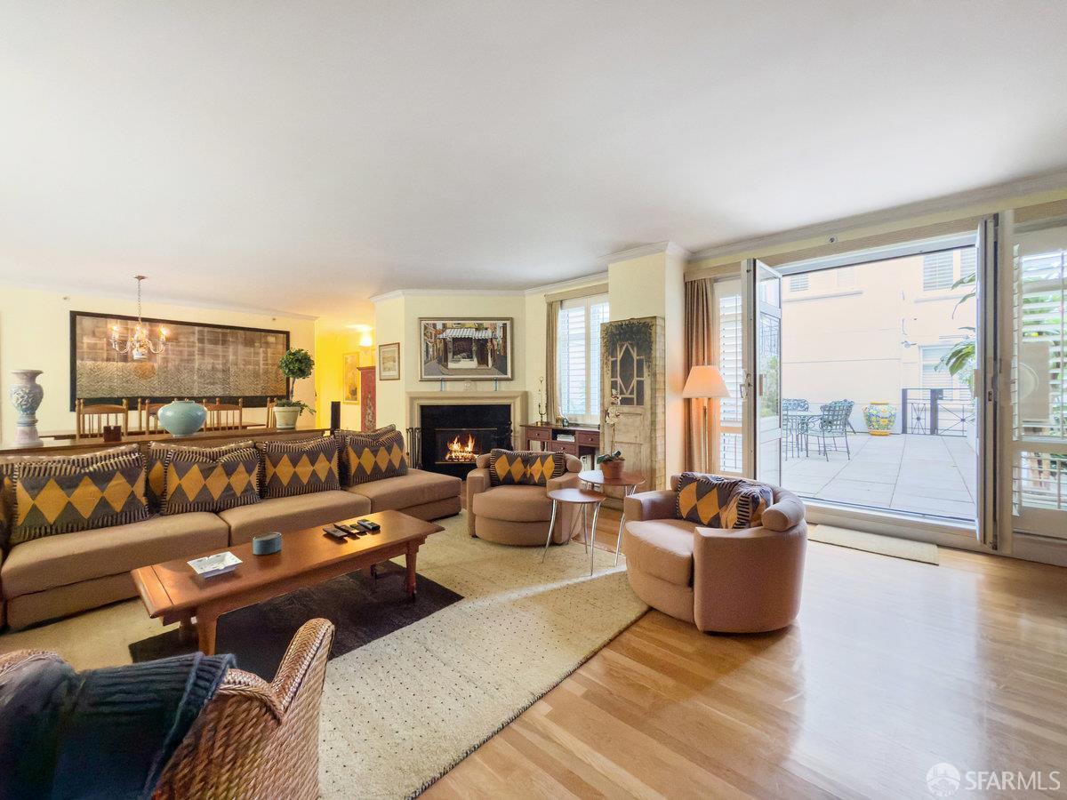 1340 Clay Street # 404