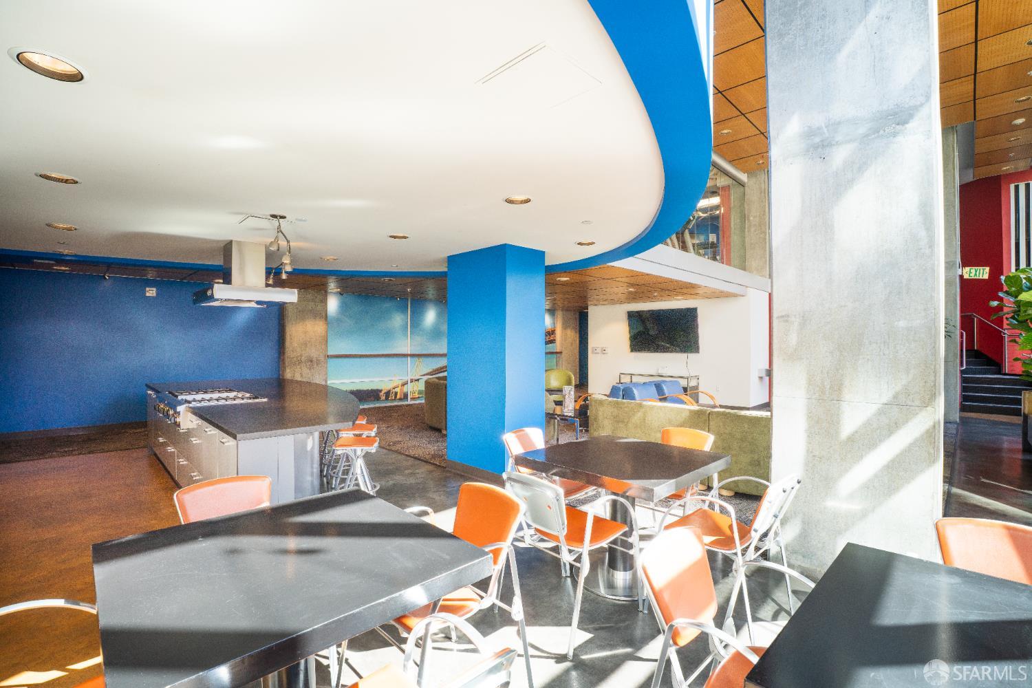 170 King Street # 409