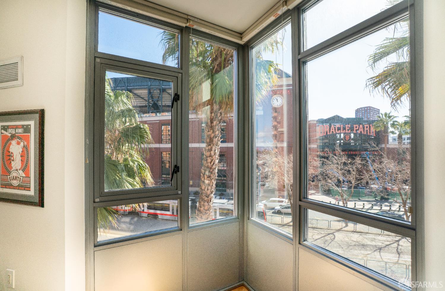 170 King Street # 409