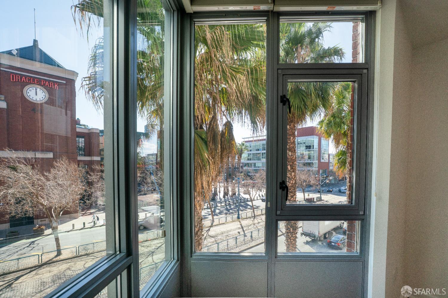 170 King Street # 409