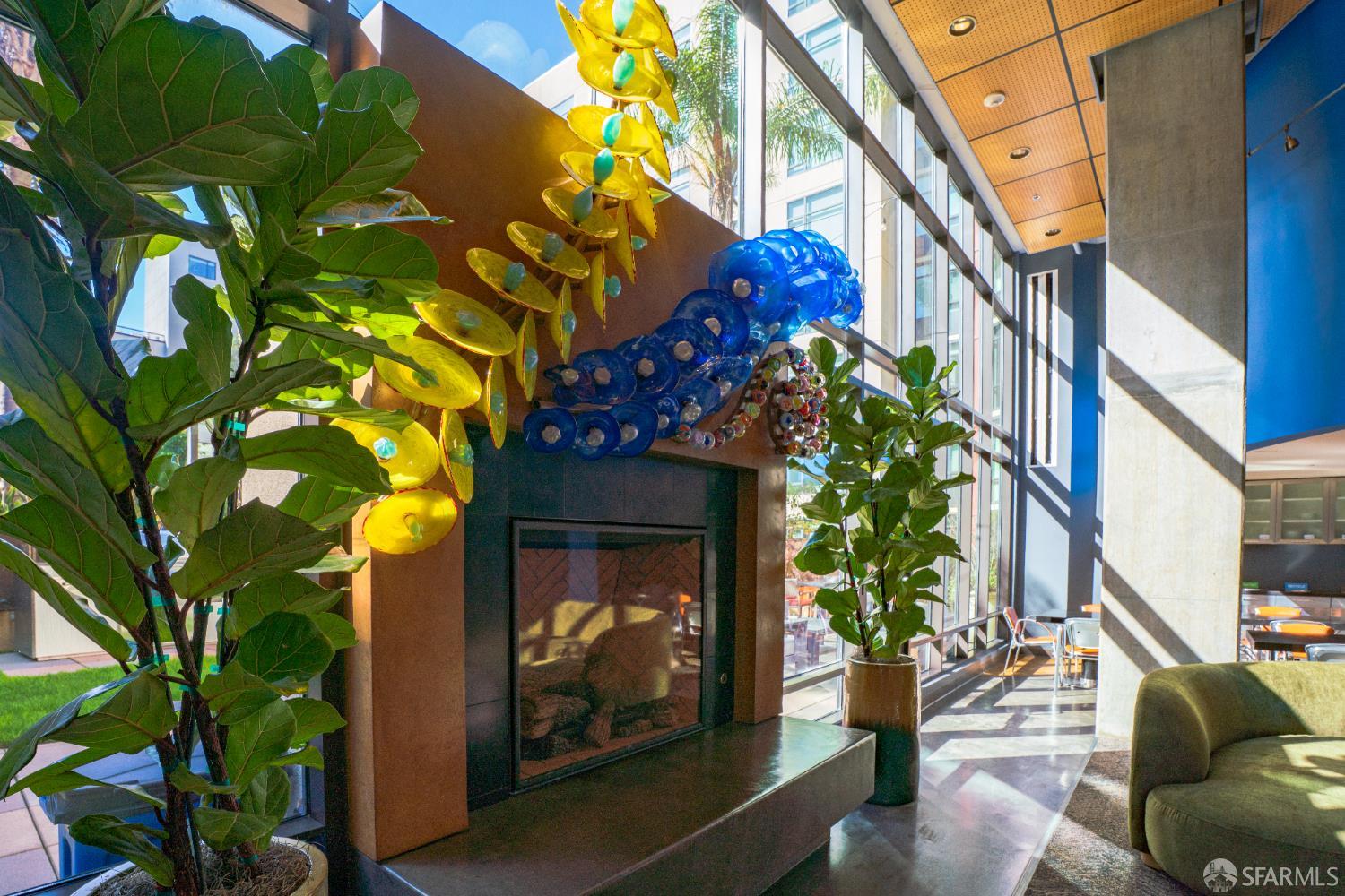 170 King Street # 409