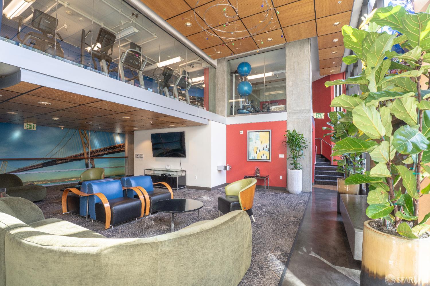 170 King Street # 409