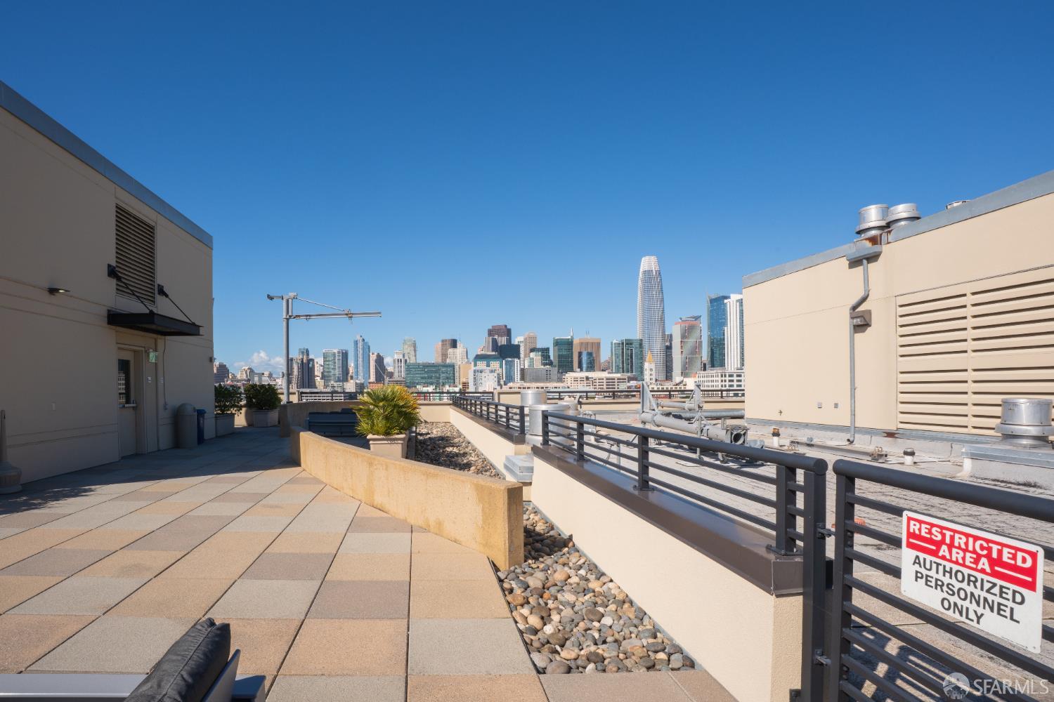 170 King Street # 409