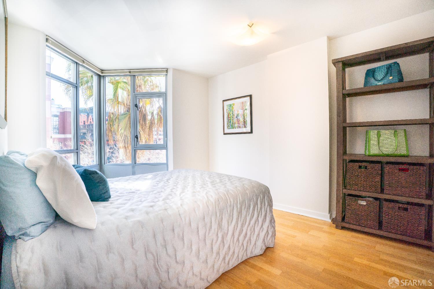 170 King Street # 409