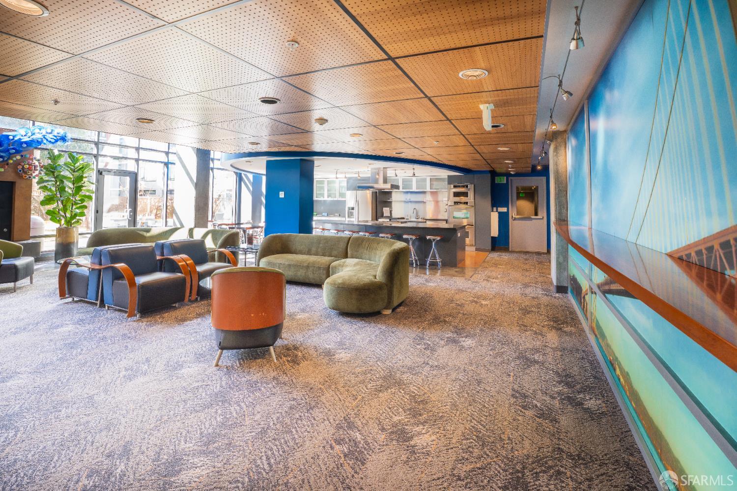 170 King Street # 409