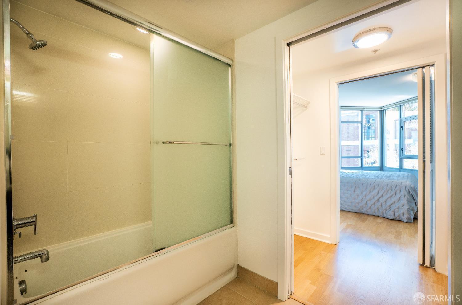 170 King Street # 409