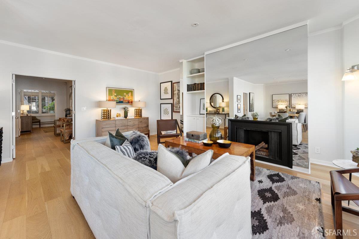 44 Macondray Lane # 2W