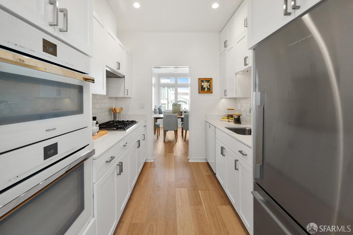 44 Macondray Lane # 2W