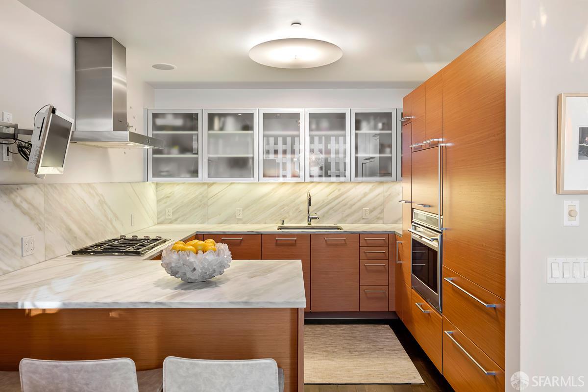 301 Mission Street # 27C