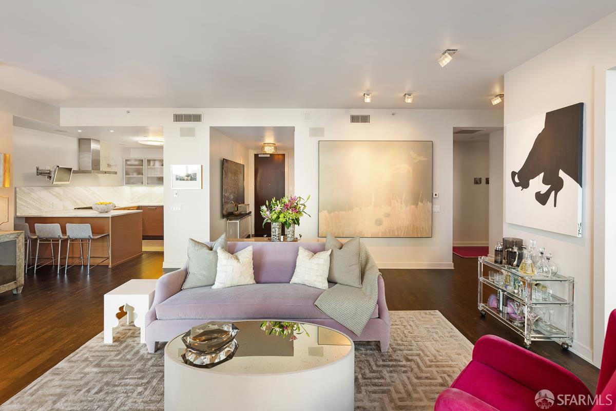 301 Mission Street # 27C