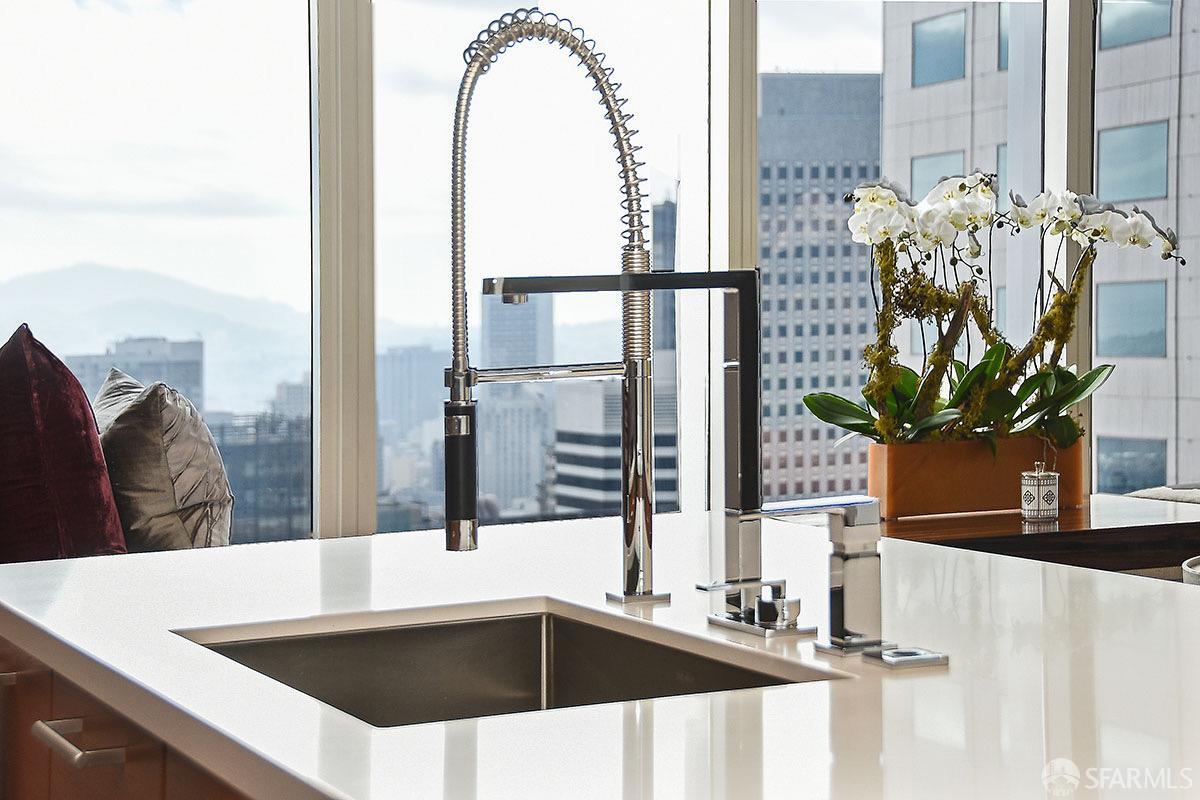 301 Mission Street # 49A