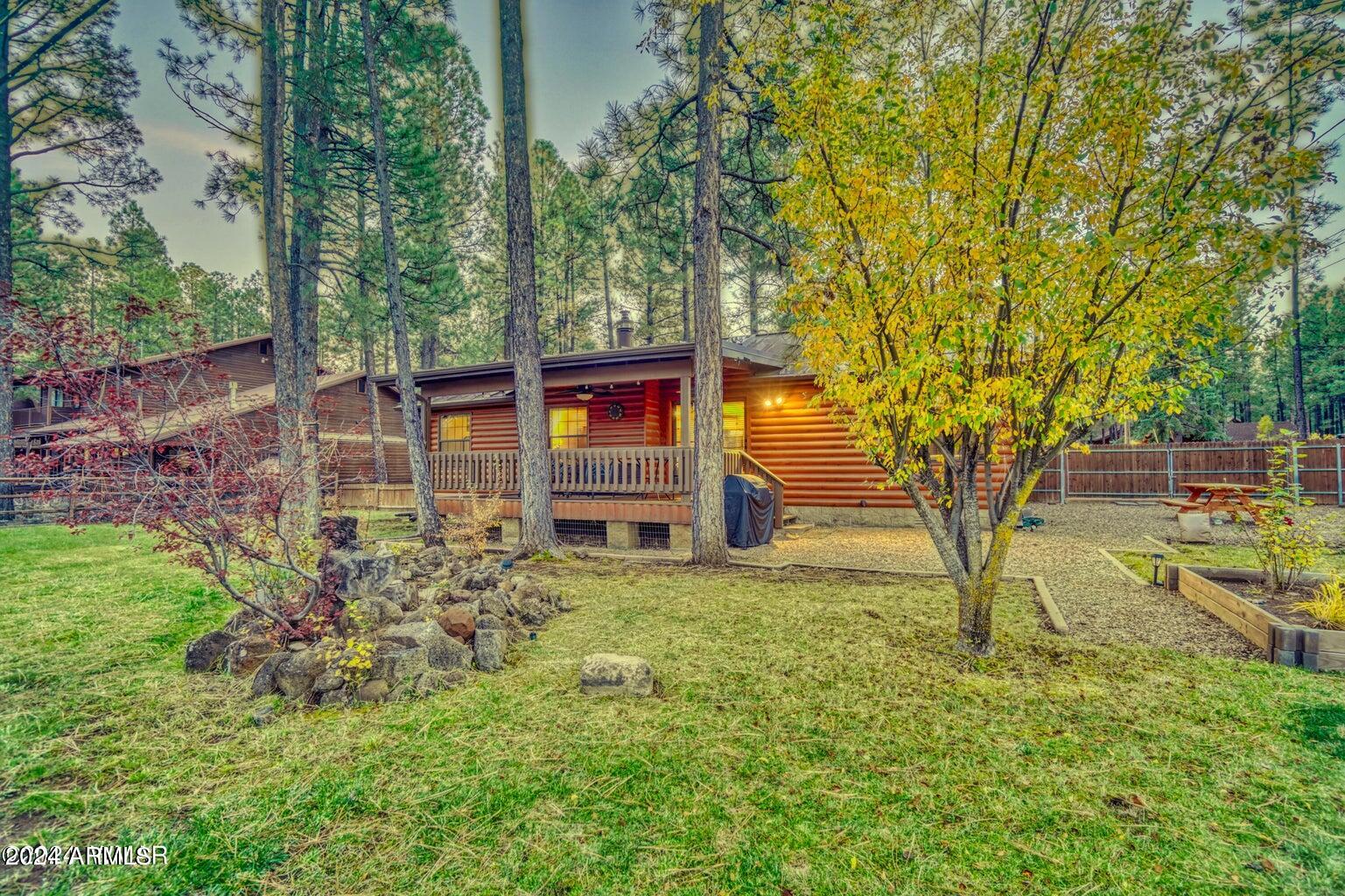 6993 MOON CREEK Circle