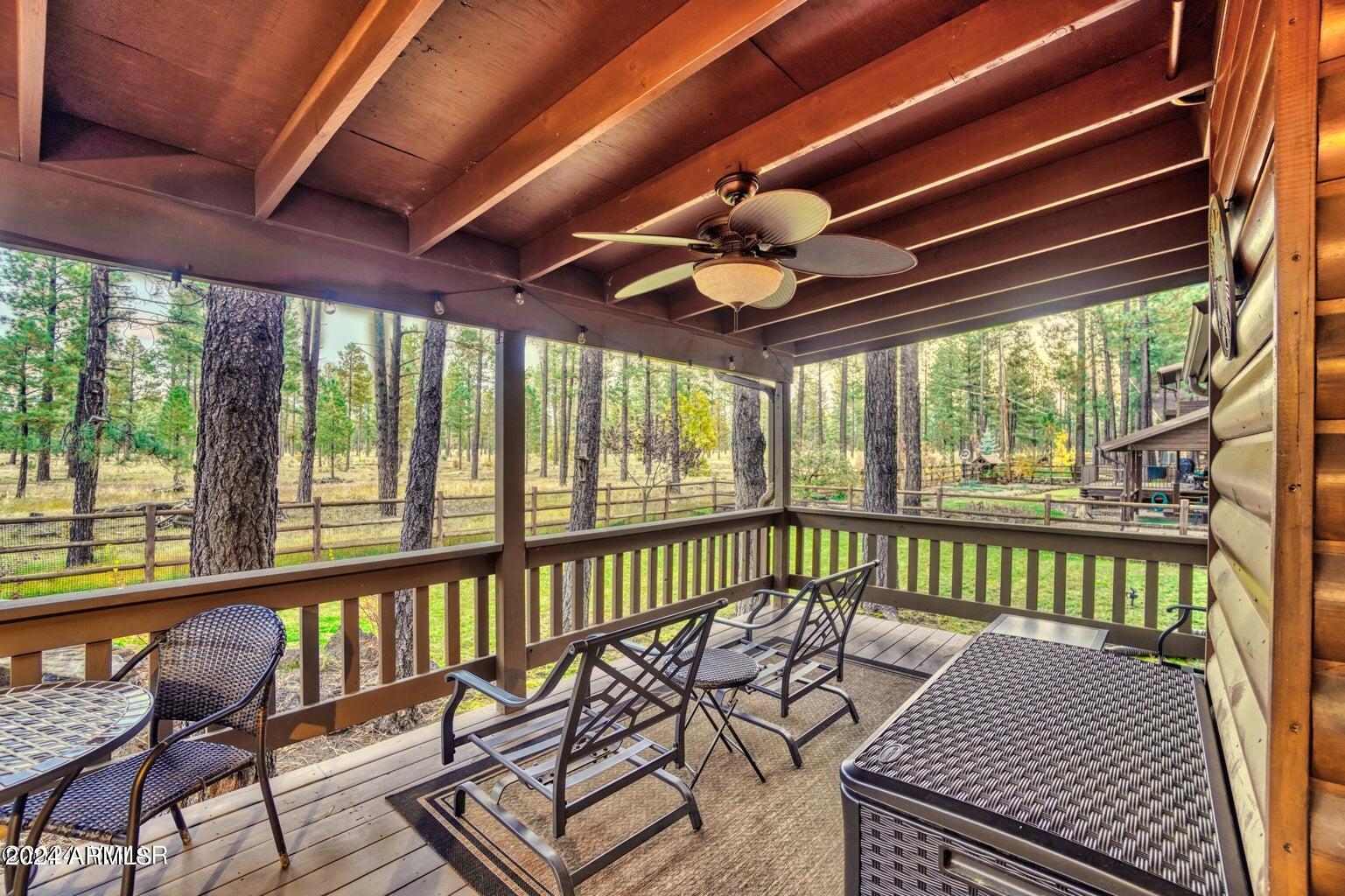 6993 MOON CREEK Circle