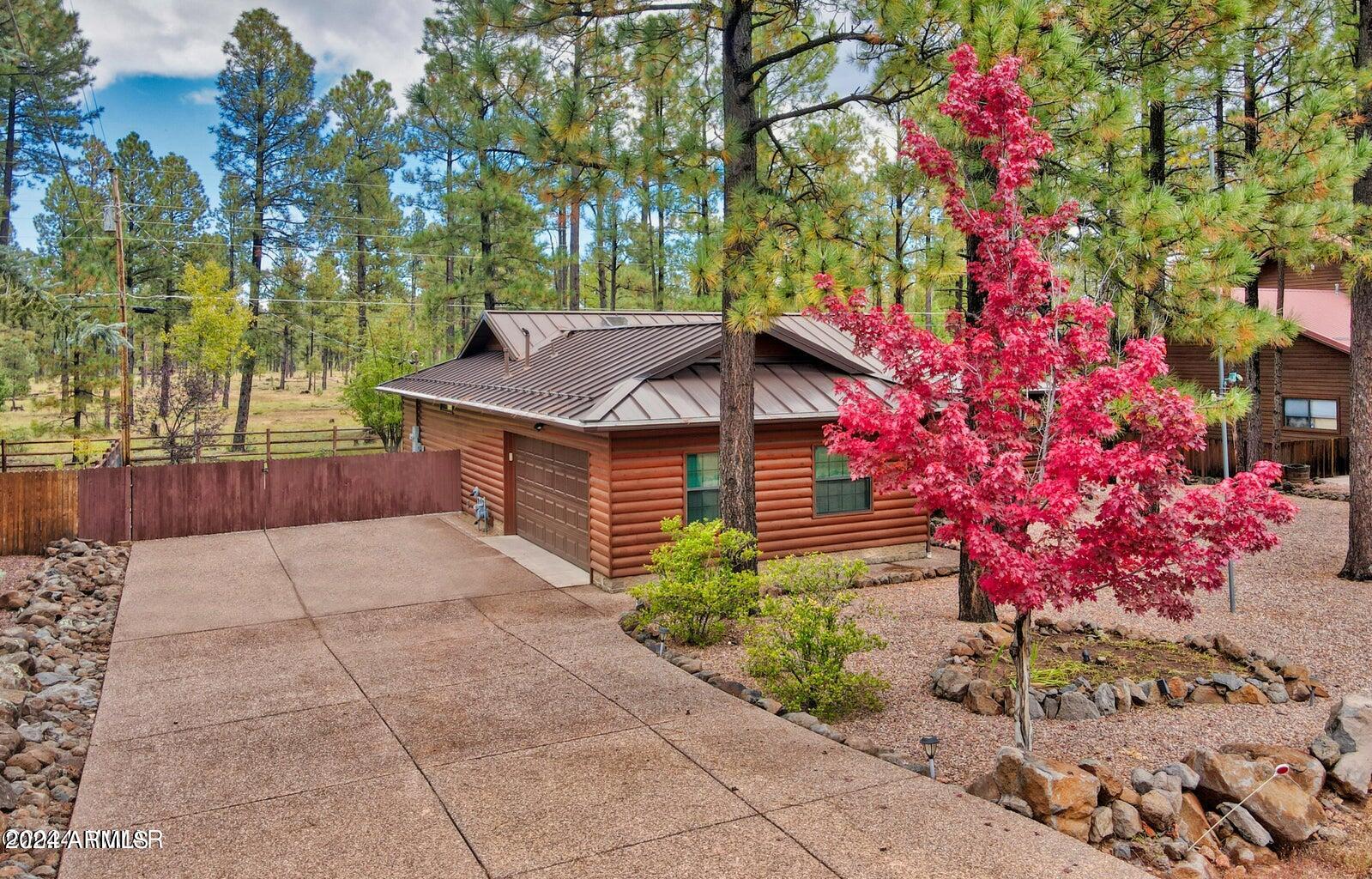 6993 MOON CREEK Circle