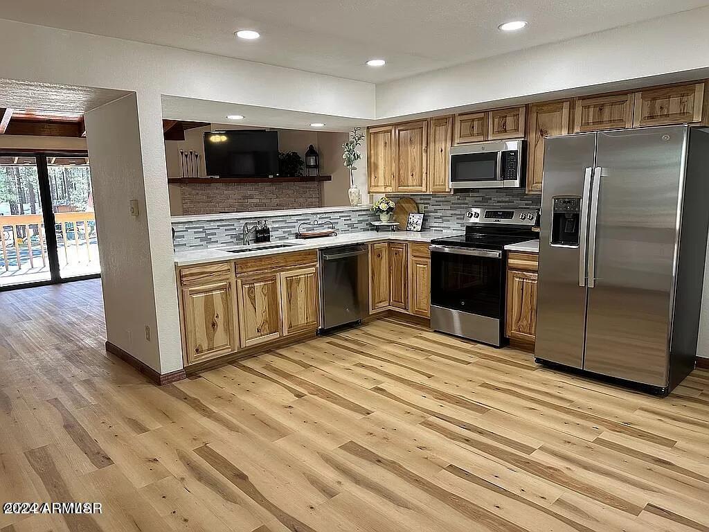 2565 MUSTANG Circle, A4