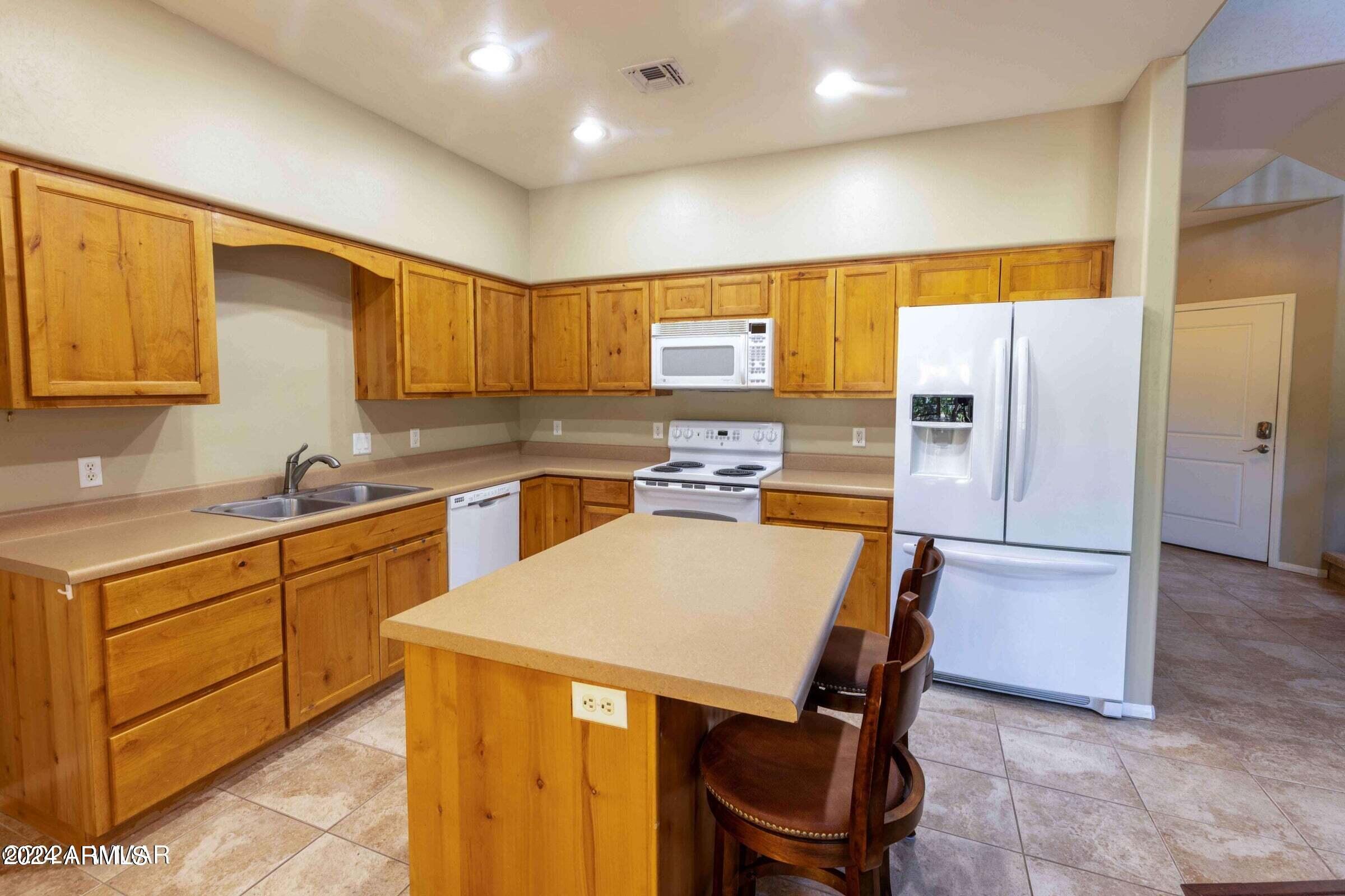 6102 W STARLIGHT RIDGE Parkway, E