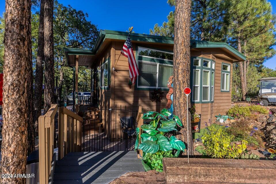 2231 E FOSSIL Trail