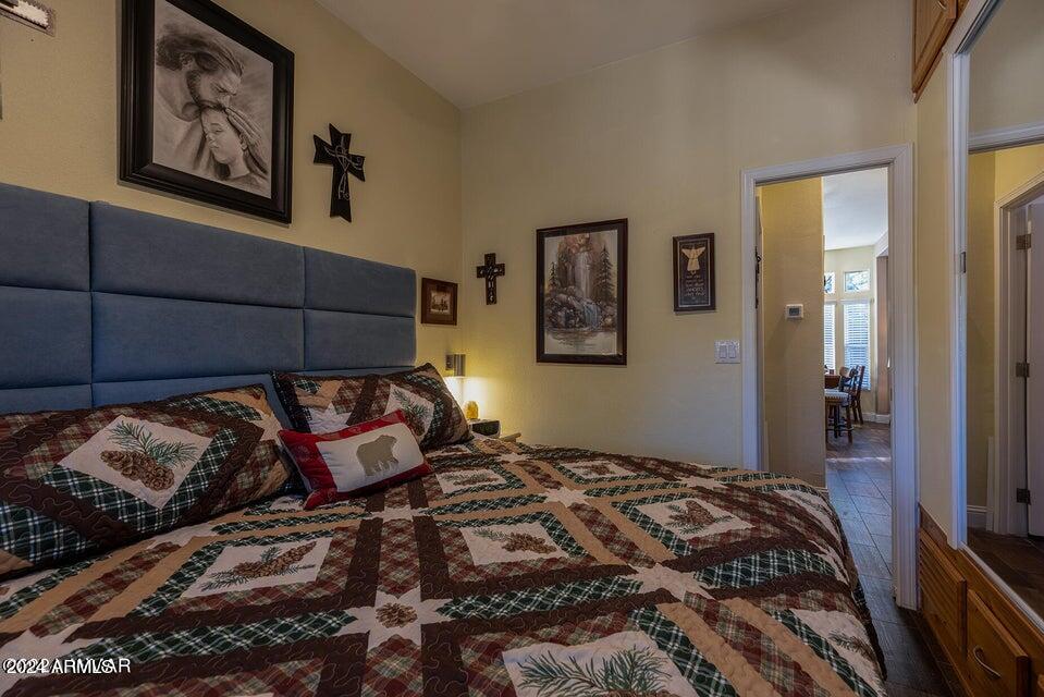 2231 E FOSSIL Trail