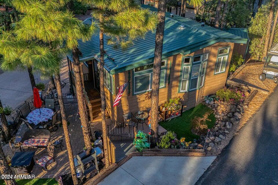 2231 E FOSSIL Trail