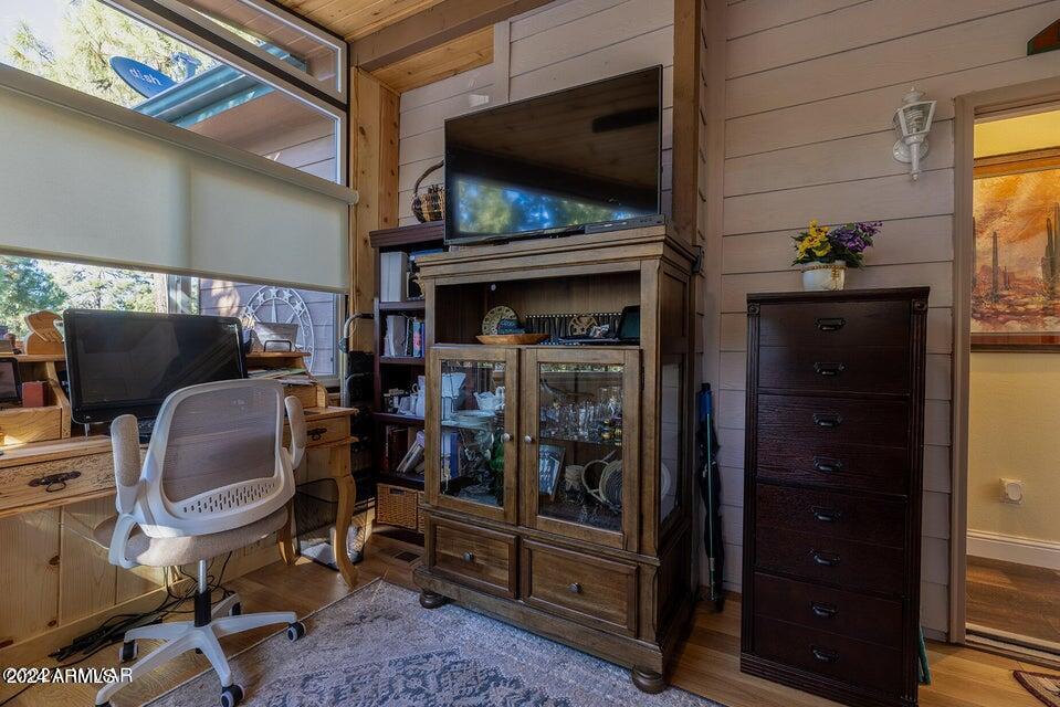 2231 E FOSSIL Trail