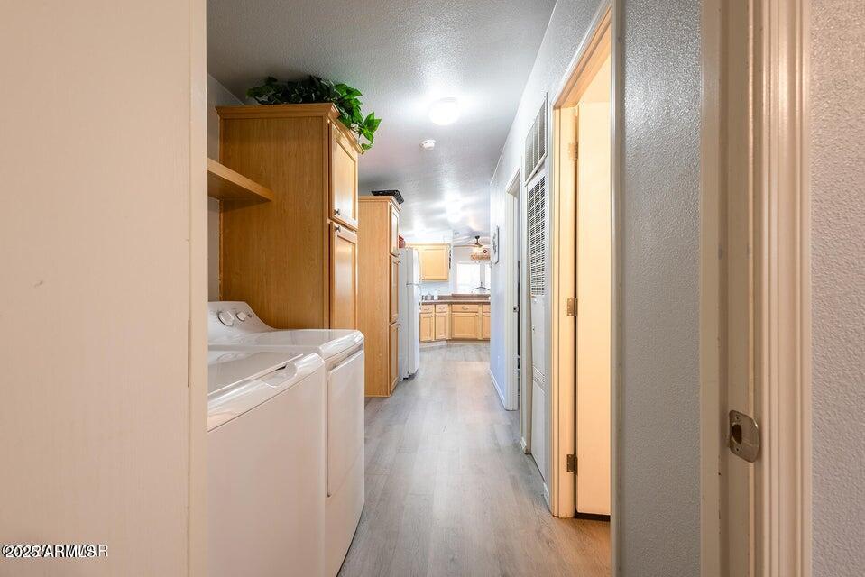 1142 N 43RD Drive