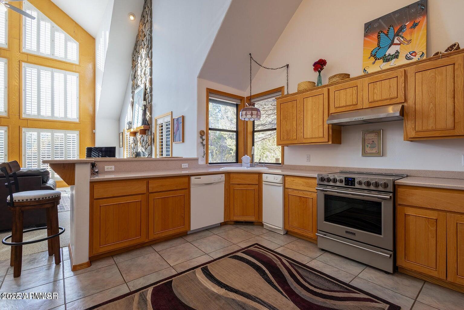 2222 FAIRWAY Drive