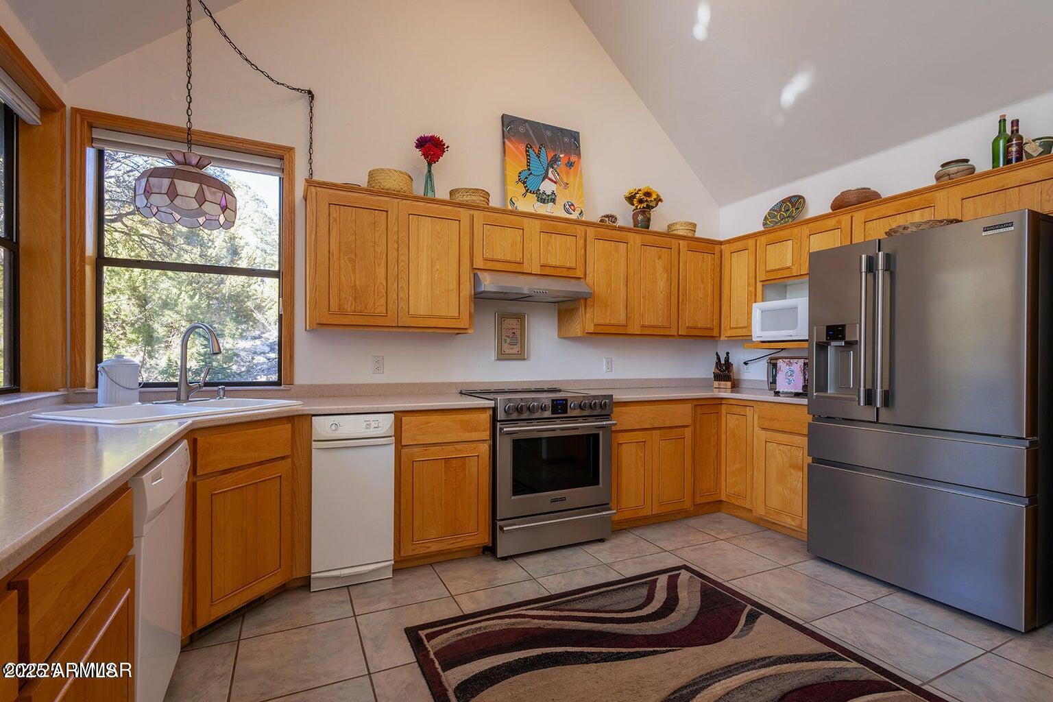2222 FAIRWAY Drive