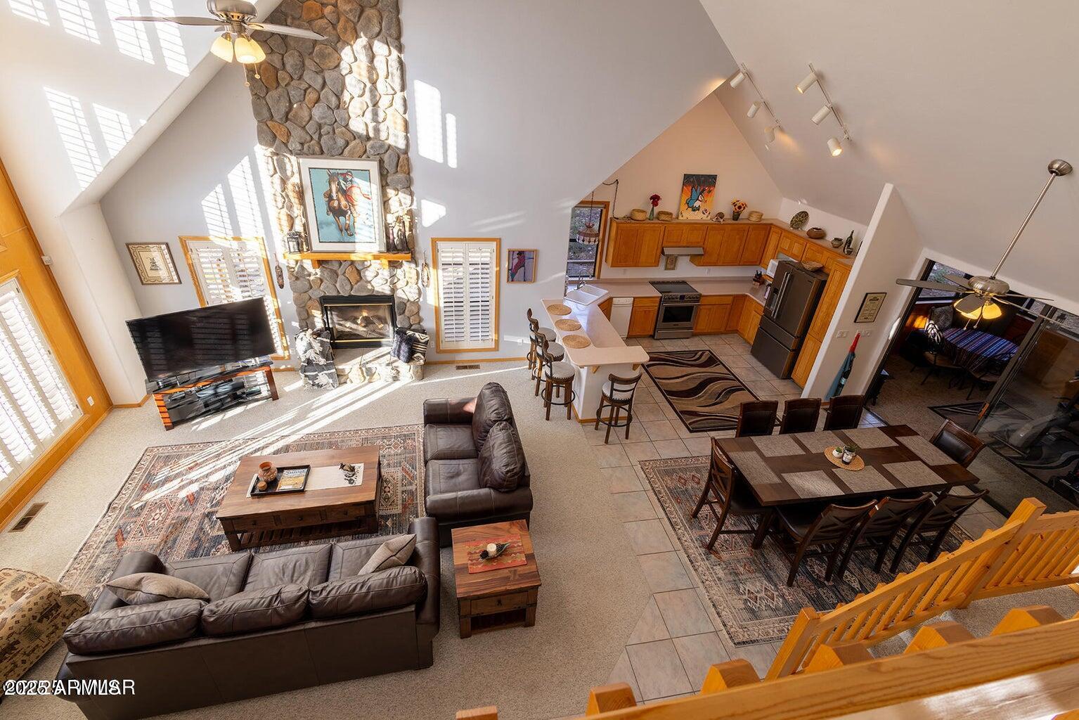 2222 FAIRWAY Drive