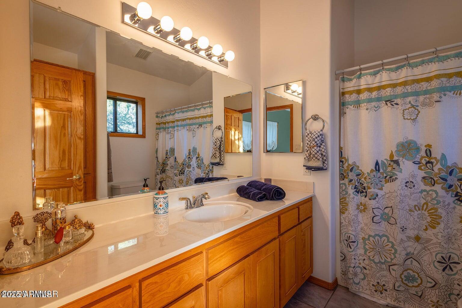 2222 FAIRWAY Drive