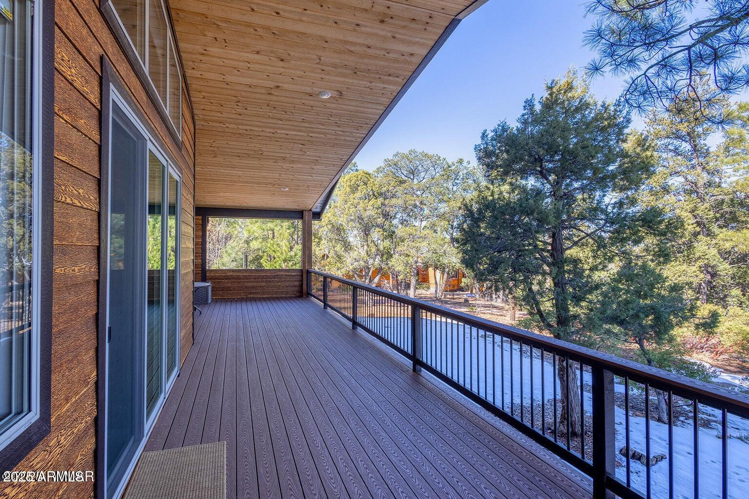 1840 W SNOW CREEK Loop