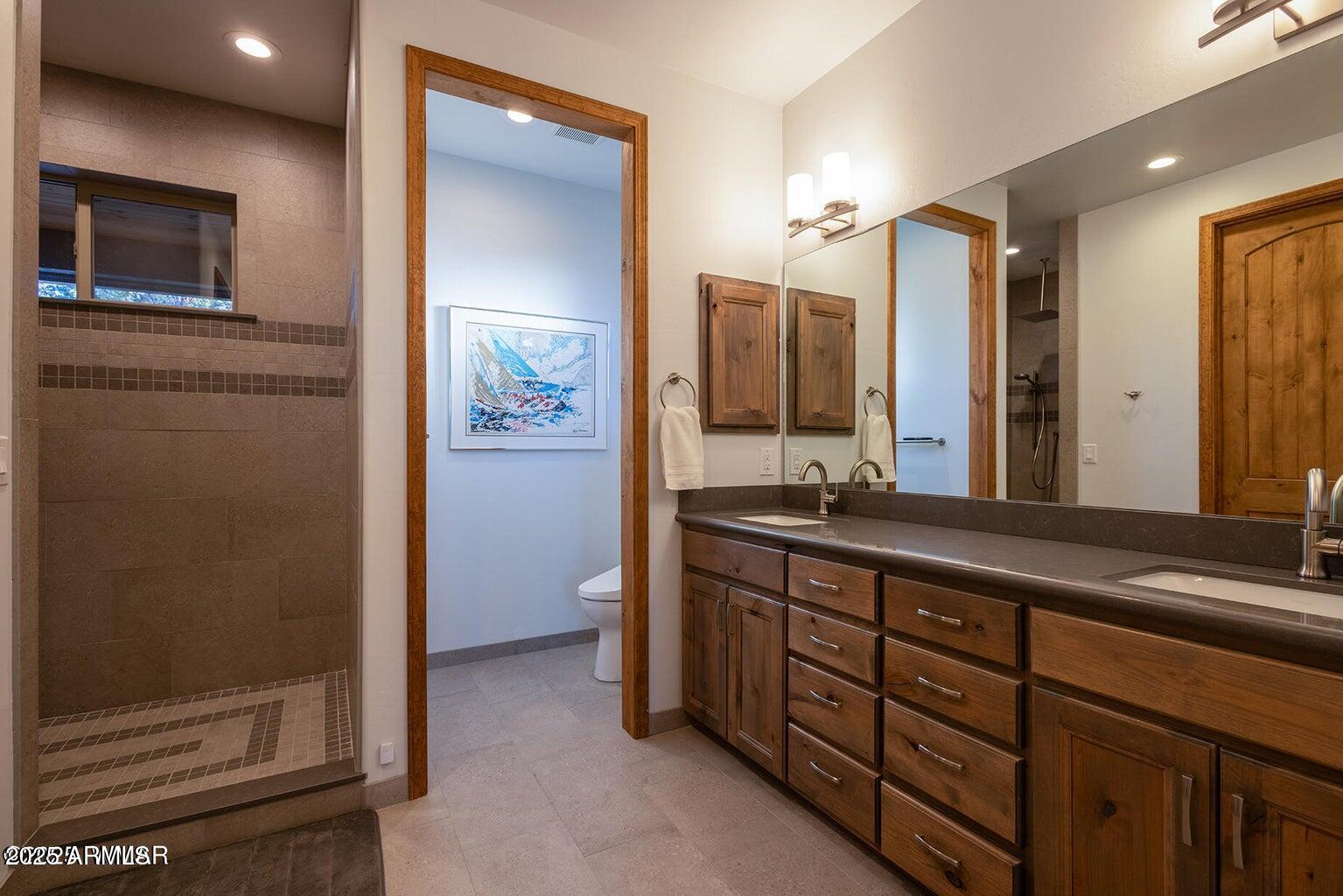 1840 W SNOW CREEK Loop
