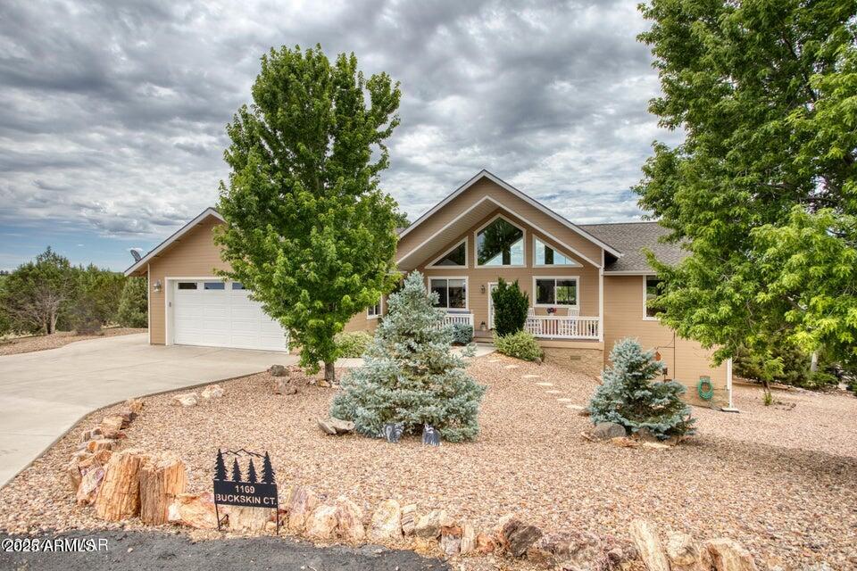 1169 BUCKSKIN Court