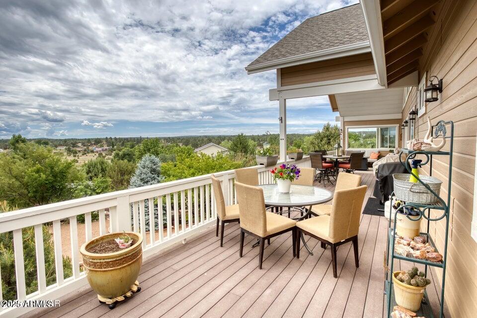 1169 BUCKSKIN Court