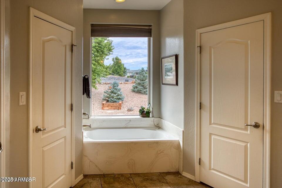1169 BUCKSKIN Court