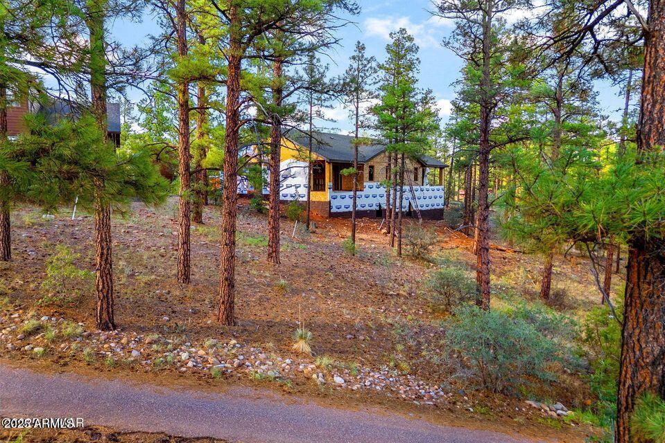 2711 W VILLA Loop