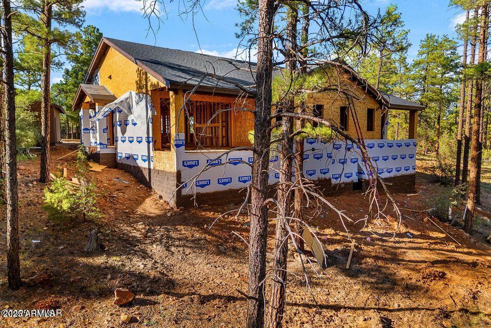 2711 W VILLA Loop