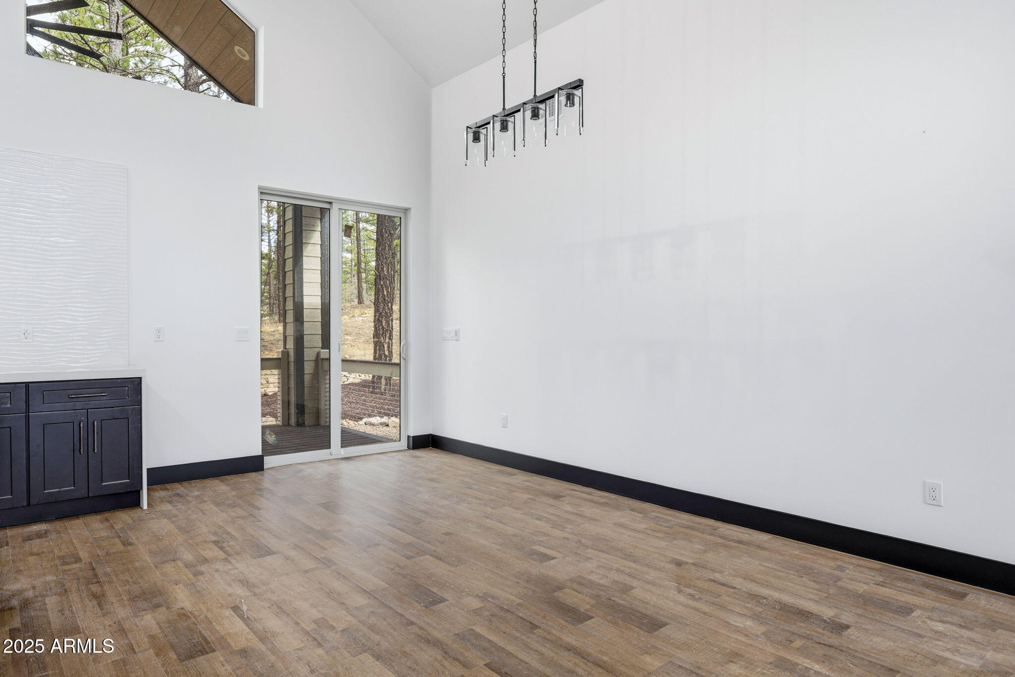 2400 W BENCH Road
