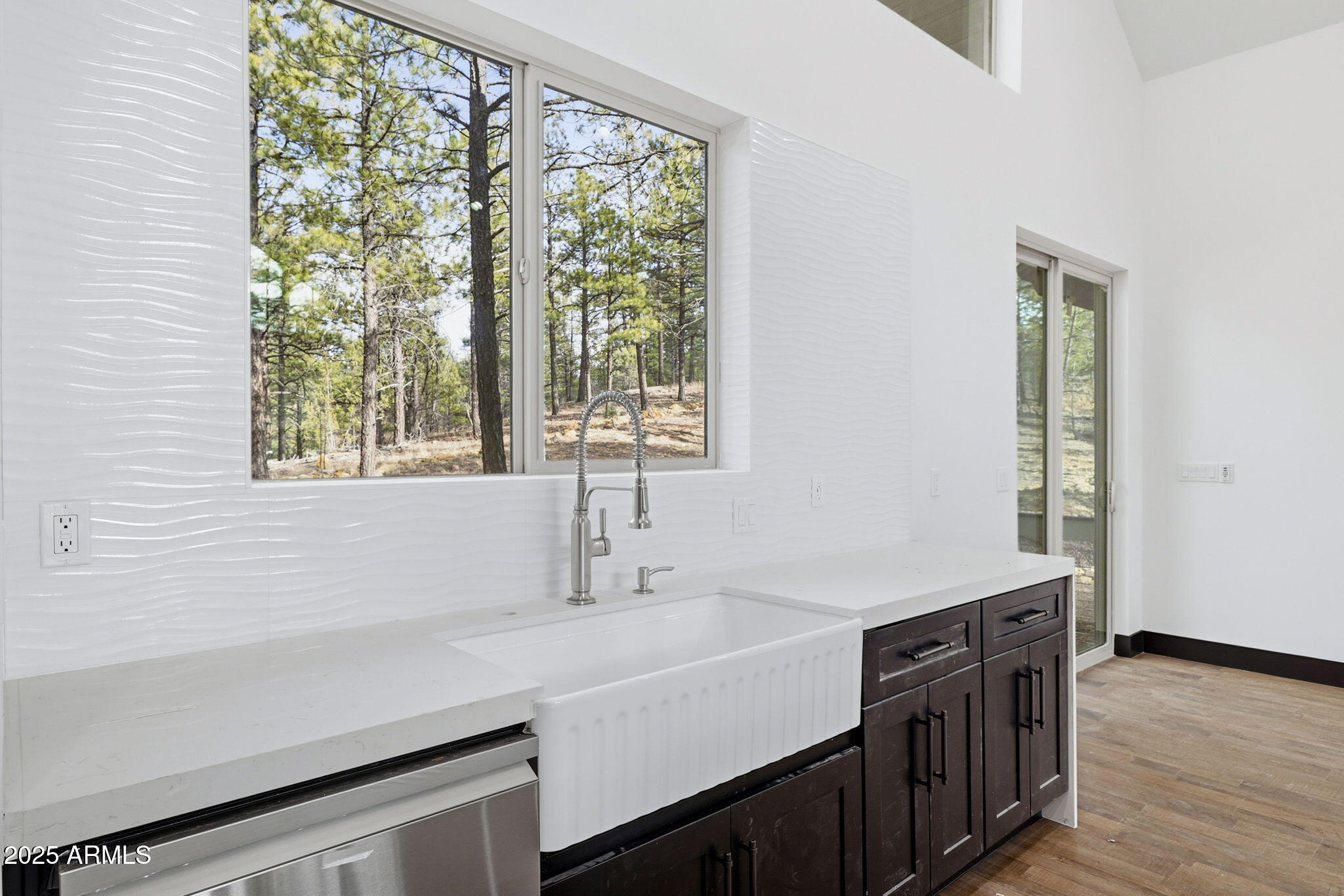 2400 W BENCH Road