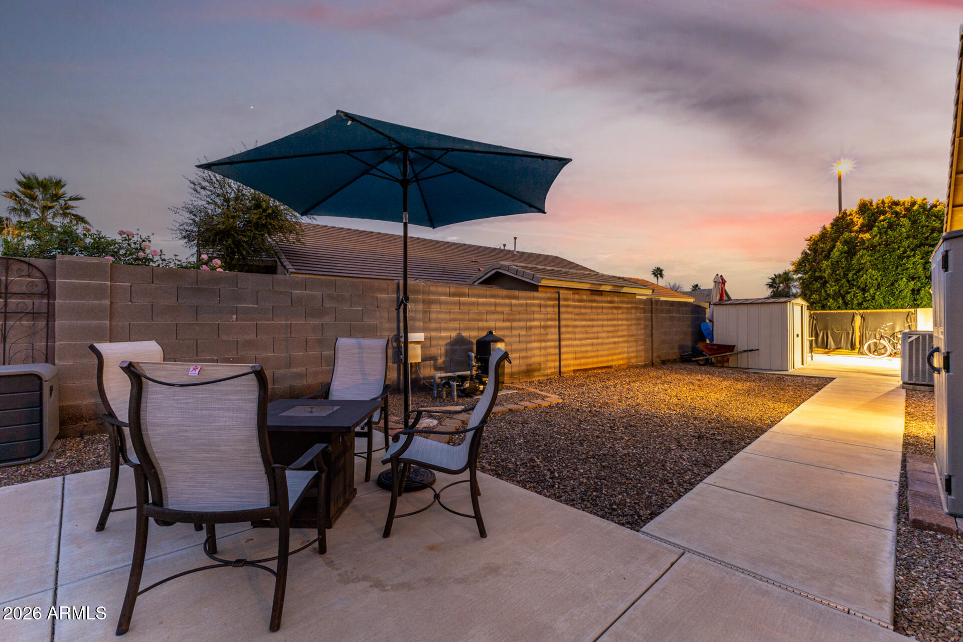 2096 S QUARTZ Street